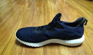 alphabounce适合跑步吗 阿迪达斯alphabounce